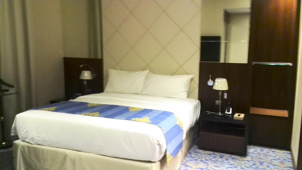 Raviz Center Point Hotel Dubai Dış mekan fotoğraf