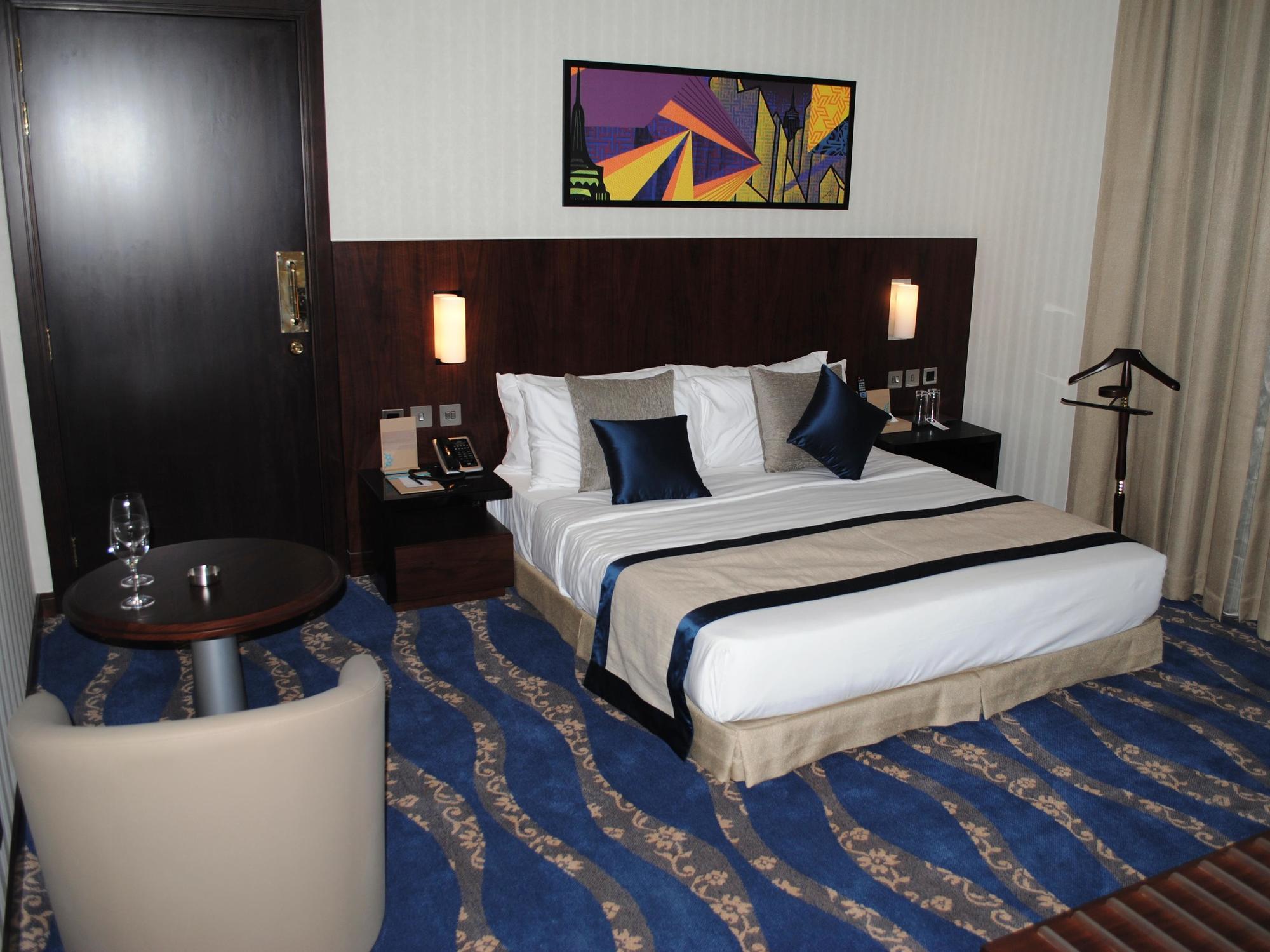 Raviz Center Point Hotel Dubai Dış mekan fotoğraf